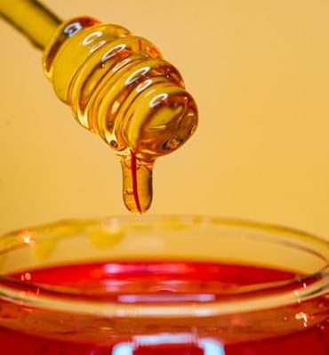 Honig von Milliliter in Gramm umrechnen