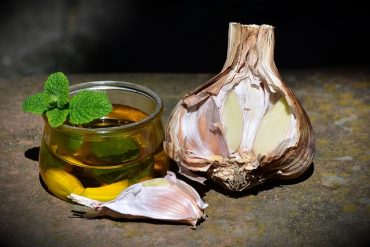 Knoblauchöl selber machen